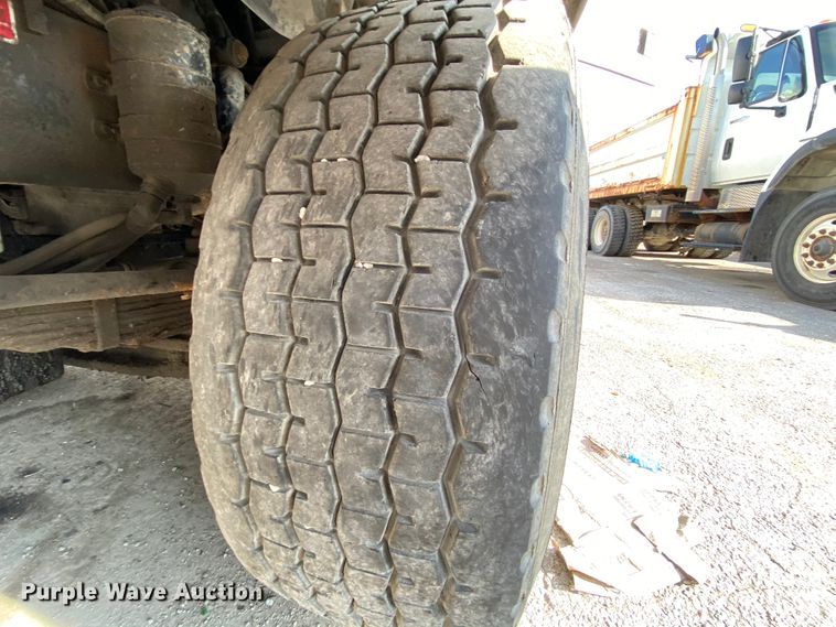 image for item DJ6012 2002 Western Star 4964SX  ready mix truck