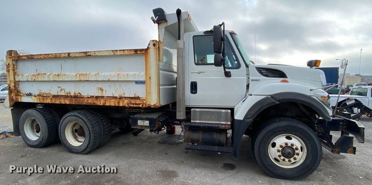 image for item DJ6013 2012 International WorkStar 7500  dump truck