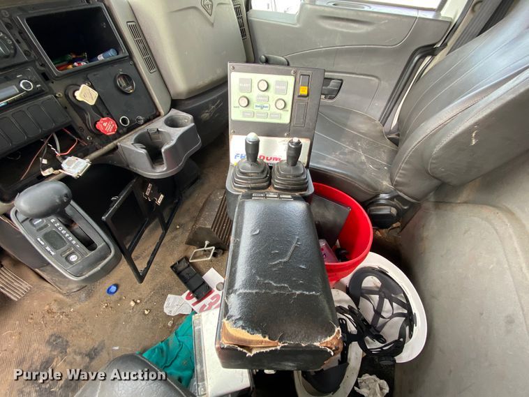 image for item DJ6013 2012 International WorkStar 7500  dump truck