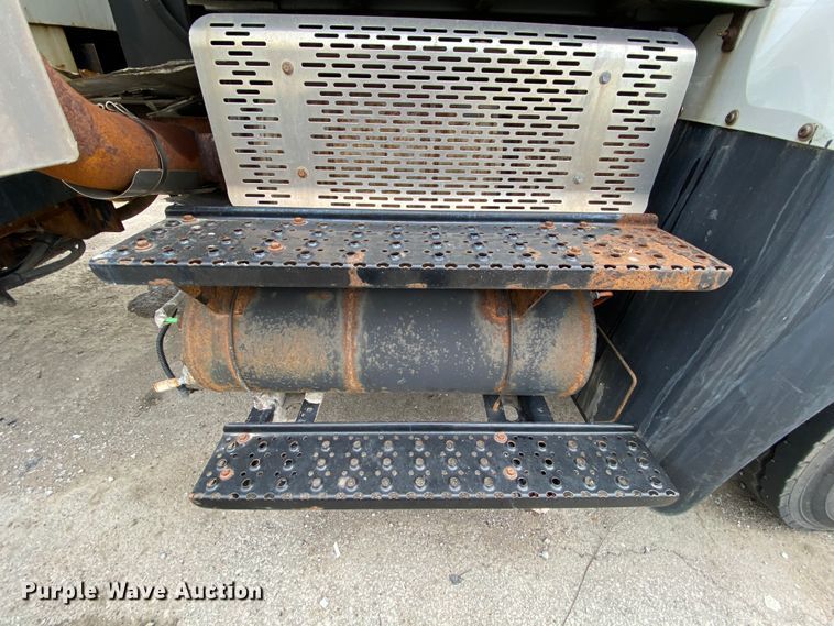 image for item DJ6013 2012 International WorkStar 7500  dump truck