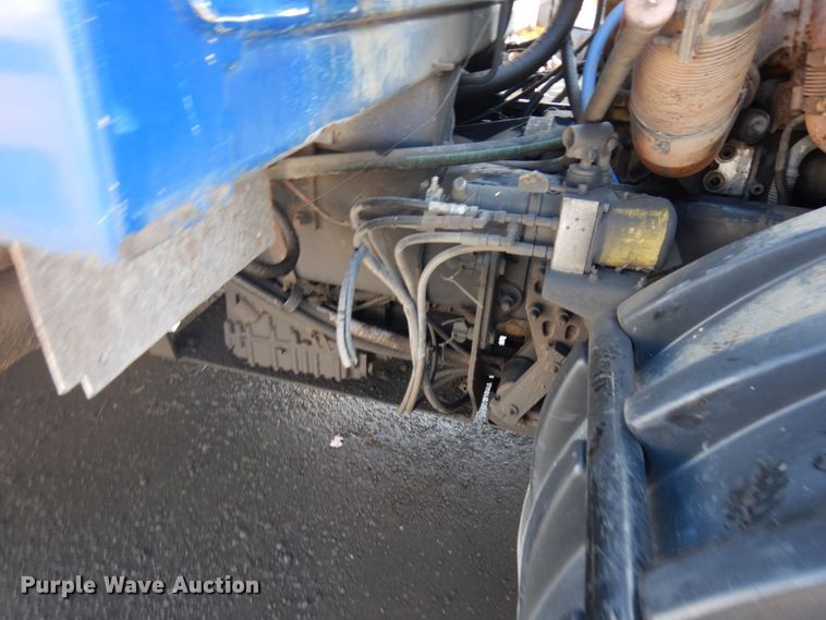 image for item DJ6017 2006 Freightliner Condor  refuse truck