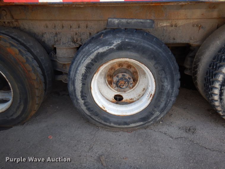 image for item DJ6017 2006 Freightliner Condor  refuse truck