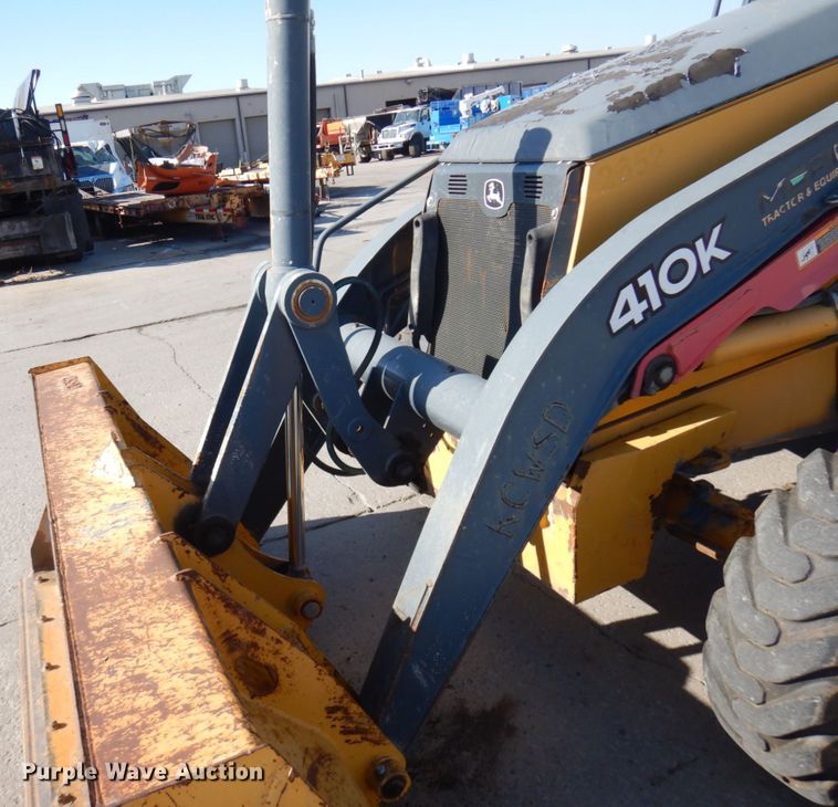 image for item DJ6019 2012 John Deere 410K  backhoe