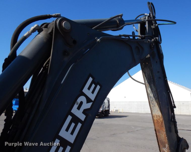 image for item DJ6019 2012 John Deere 410K  backhoe