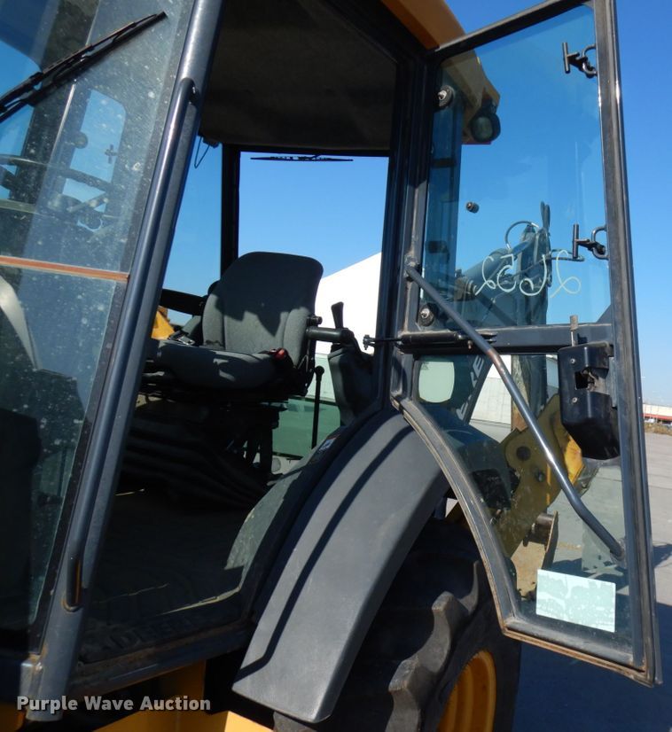 image for item DJ6019 2012 John Deere 410K  backhoe