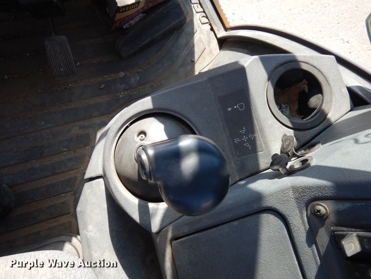 image for item DJ6019 2012 John Deere 410K  backhoe