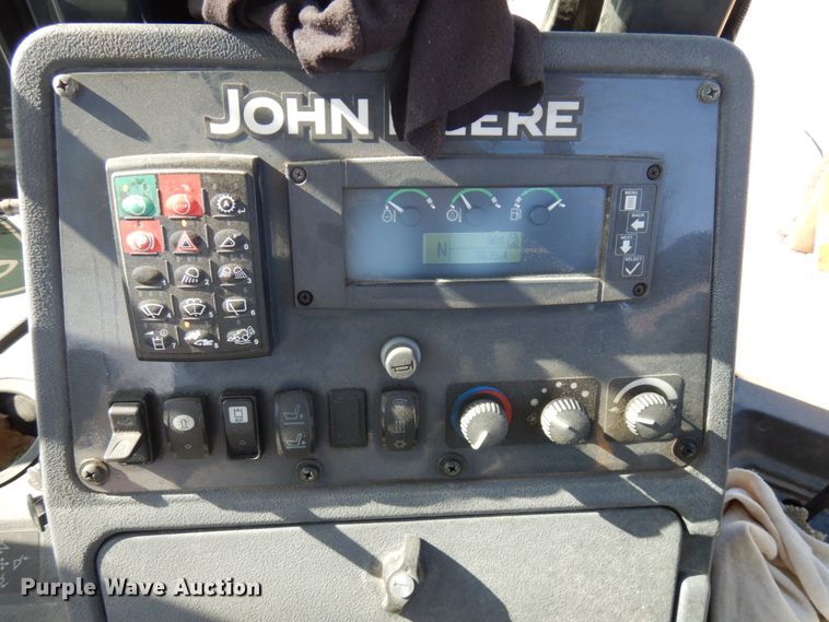 image for item DJ6019 2012 John Deere 410K  backhoe