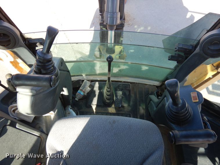 image for item DJ6019 2012 John Deere 410K  backhoe