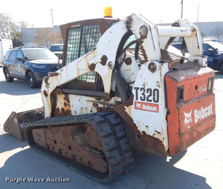 image for item HE9891 2010 Bobcat T320  skid steer loader