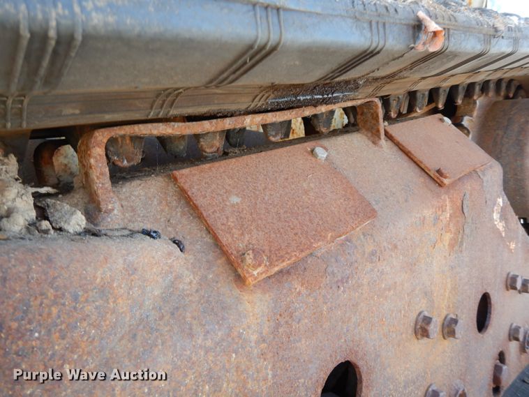 image for item HE9891 2010 Bobcat T320  skid steer loader