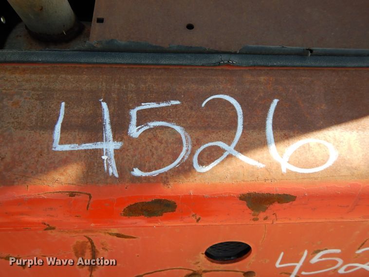 image for item HE9891 2010 Bobcat T320  skid steer loader