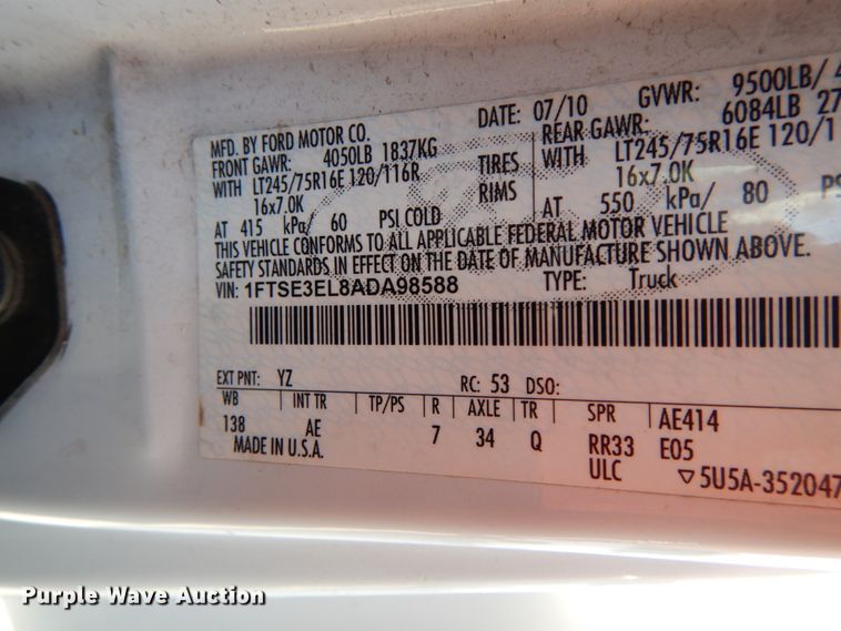 image for item HE9892 2010 Ford E350 Super Duty  van