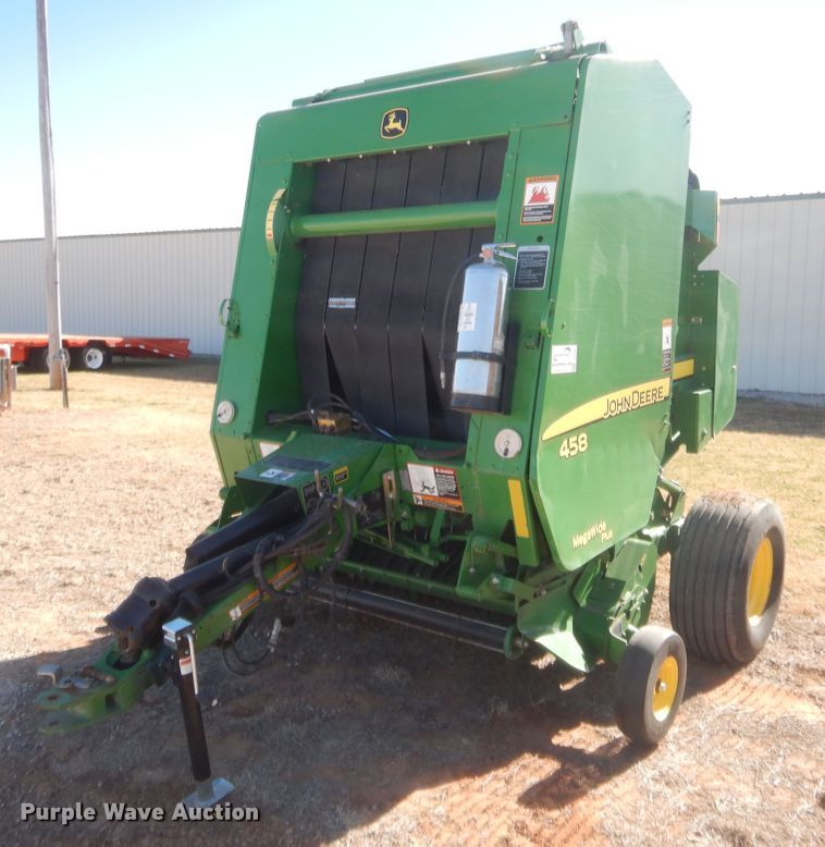 image for item DI3505 2011 John Deere 458  round baler