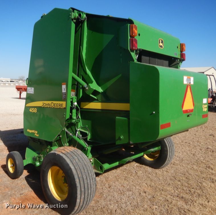 image for item DI3505 2011 John Deere 458  round baler