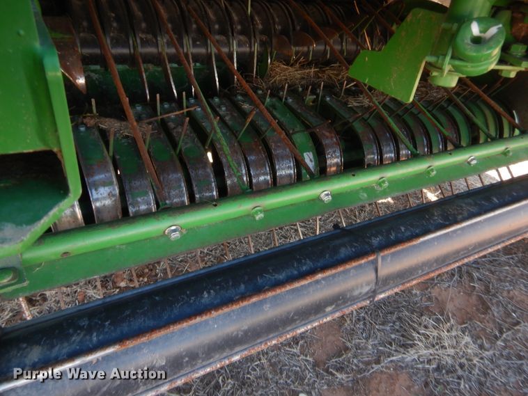 image for item DI3505 2011 John Deere 458  round baler