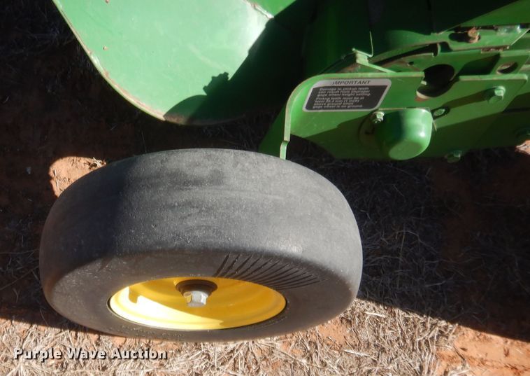 image for item DI3505 2011 John Deere 458  round baler