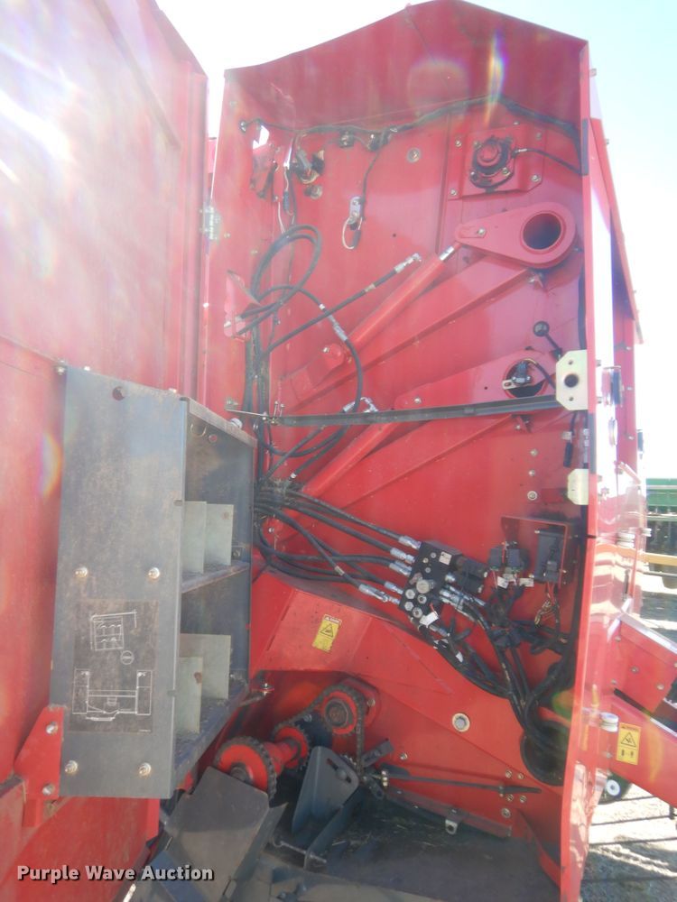 image for item DI3508 2013 Massey-Ferguson Hesston 2846A  round baler