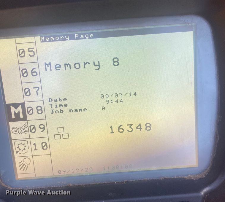 image for item DI3524 2001 New Holland BB940A  large square baler