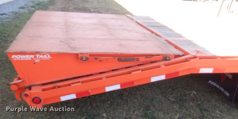 image for item DI3525 2018 PJ L3352 equipment trailer