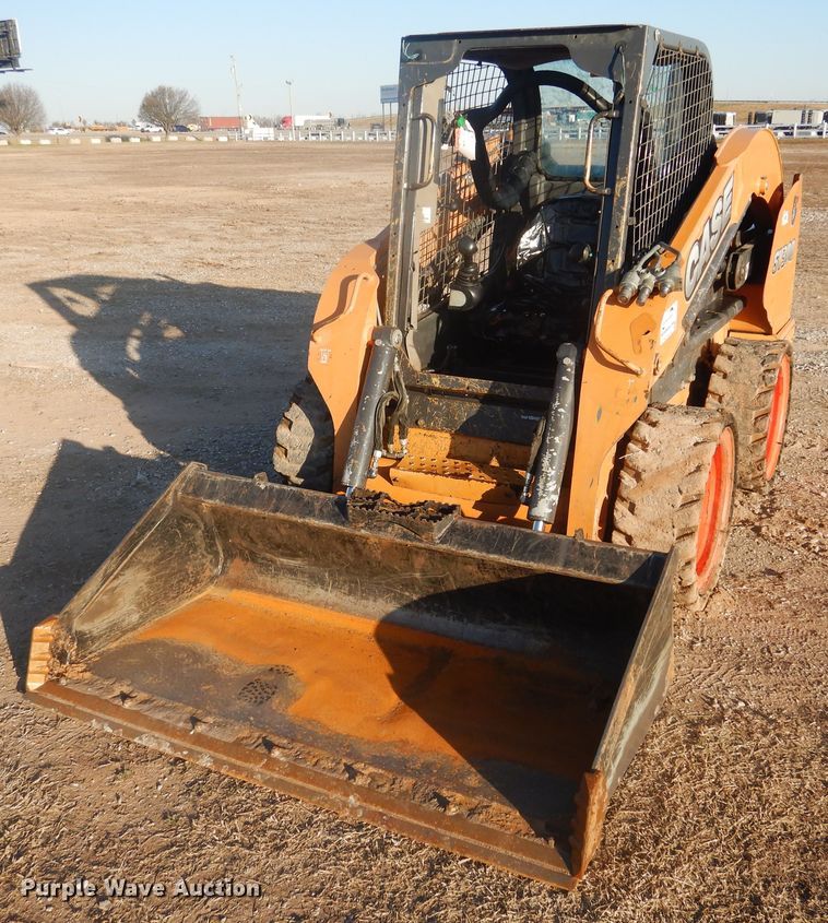 image for item DI3528 2013 Case SV300  skid steer loader