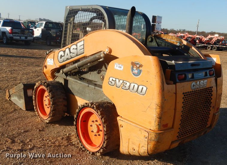 image for item DI3528 2013 Case SV300  skid steer loader