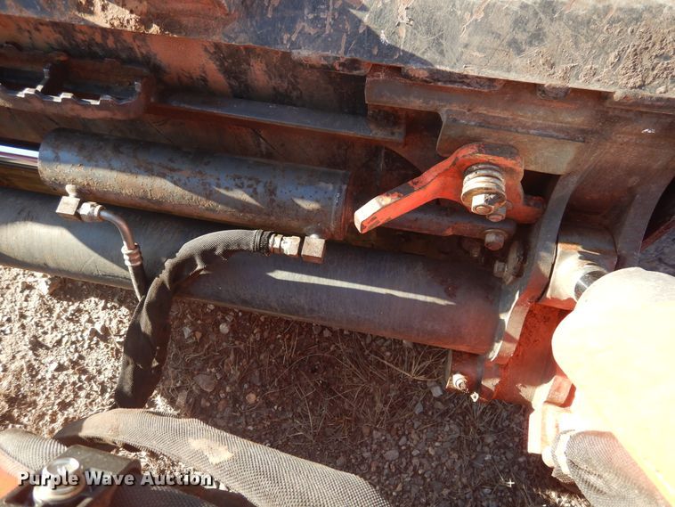 image for item DI3529 2017 Kubota SSV65  skid steer loader