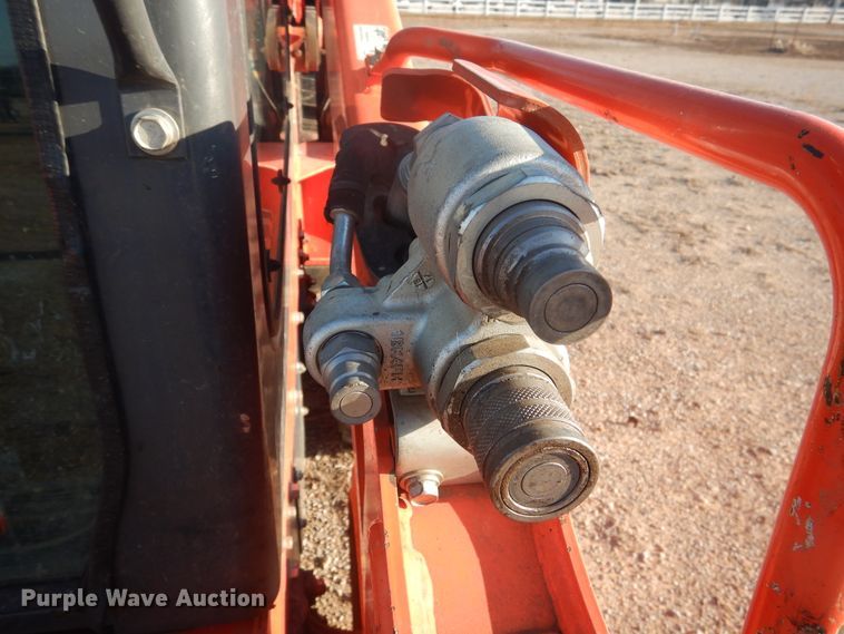 image for item DI3529 2017 Kubota SSV65  skid steer loader