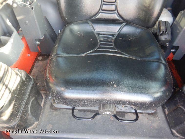 image for item DI3529 2017 Kubota SSV65  skid steer loader