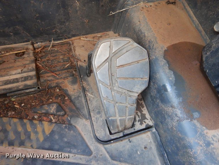 image for item DI3529 2017 Kubota SSV65  skid steer loader