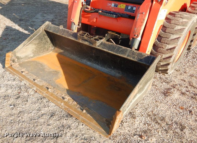 image for item DI3530 2017 Kubota SSV75  skid steer loader