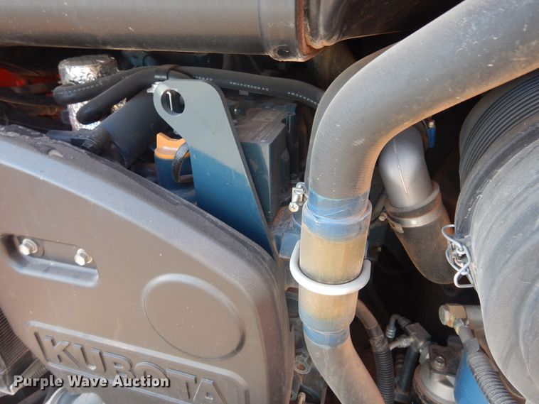 image for item DI3530 2017 Kubota SSV75  skid steer loader