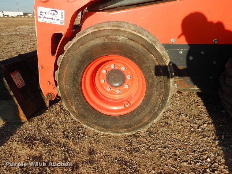 image for item DI3530 2017 Kubota SSV75  skid steer loader