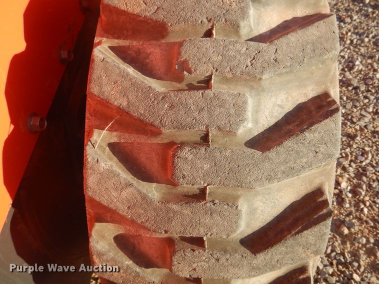 image for item DI3530 2017 Kubota SSV75  skid steer loader