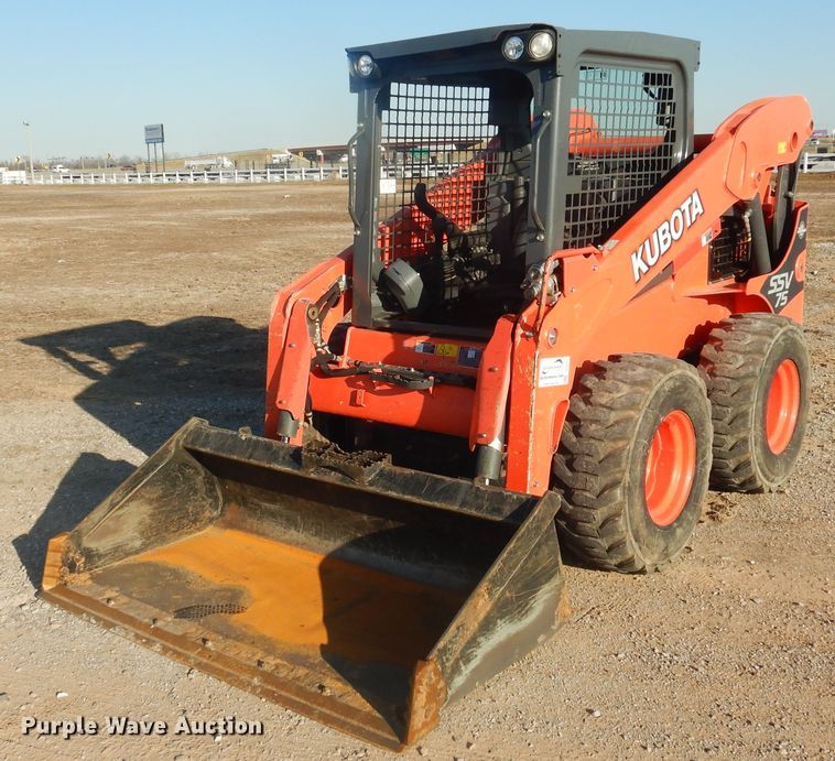image for item DI3531 2017 Kubota SSV75  skid steer loader