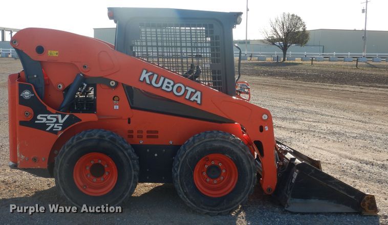 image for item DI3531 2017 Kubota SSV75  skid steer loader