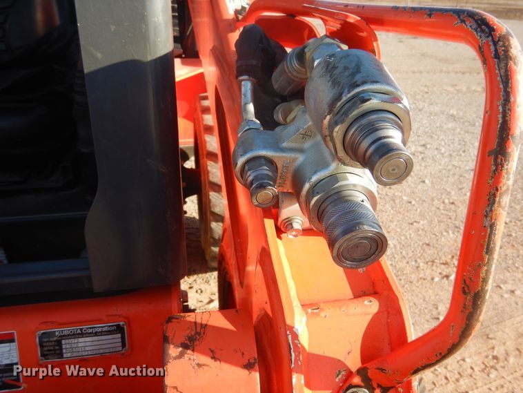 image for item DI3531 2017 Kubota SSV75  skid steer loader