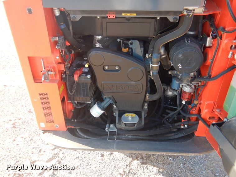 image for item DI3531 2017 Kubota SSV75  skid steer loader