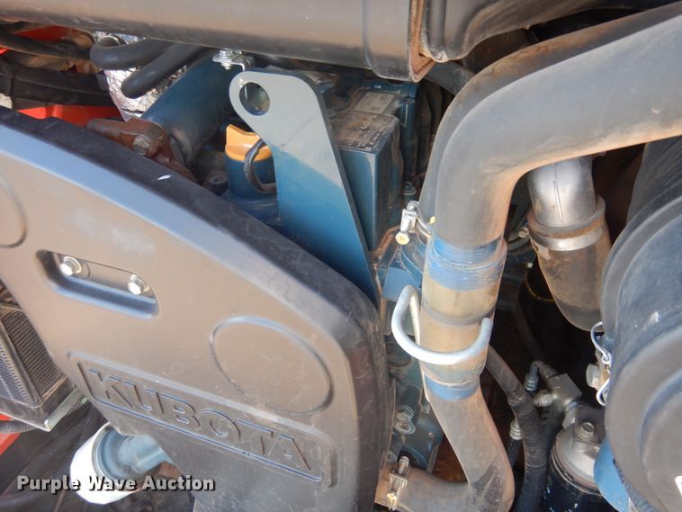 image for item DI3531 2017 Kubota SSV75  skid steer loader