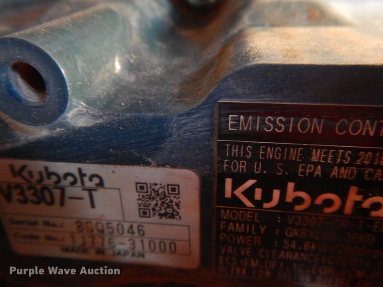 image for item DI3531 2017 Kubota SSV75  skid steer loader