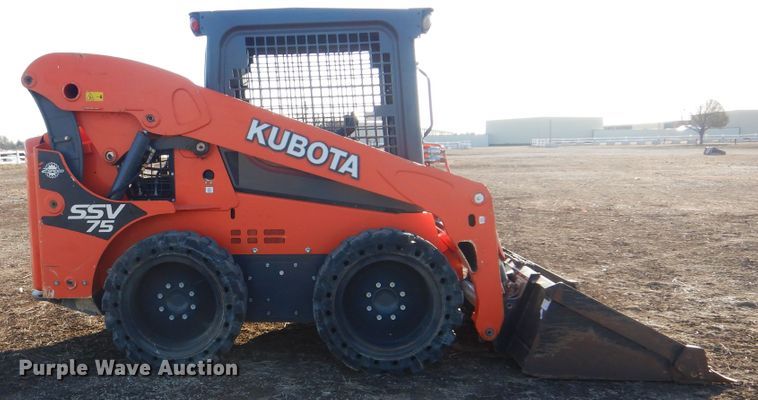image for item DI3532 2017 Kubota SSV75  skid steer loader