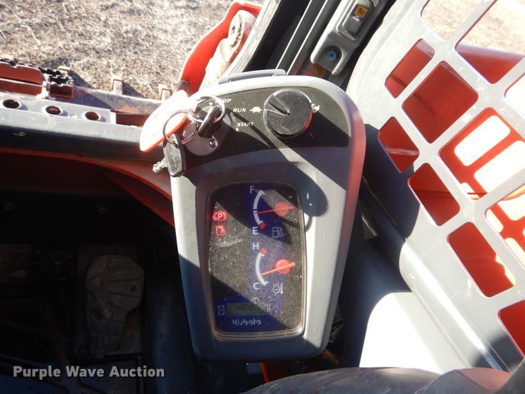 image for item DI3532 2017 Kubota SSV75  skid steer loader