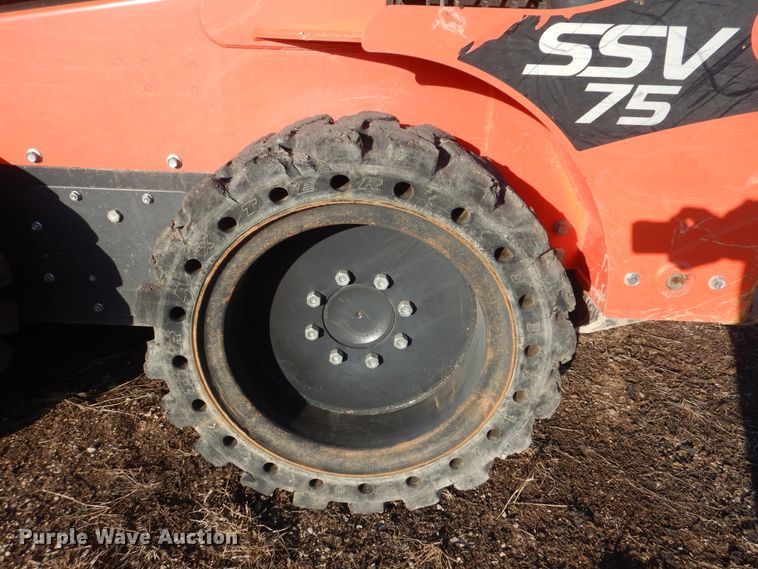 image for item DI3532 2017 Kubota SSV75  skid steer loader