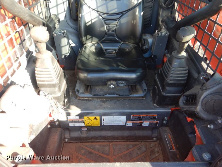 image for item DI3533 2019 Kubota SSV65  skid steer loader