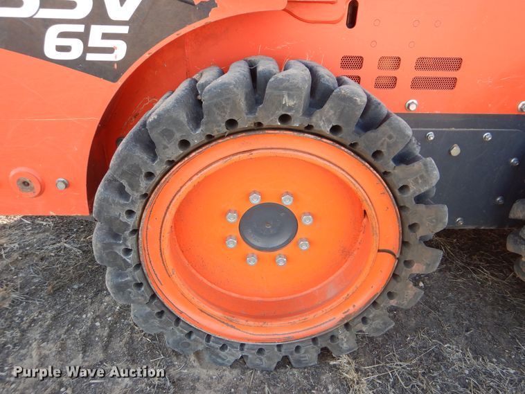 image for item DI3533 2019 Kubota SSV65  skid steer loader