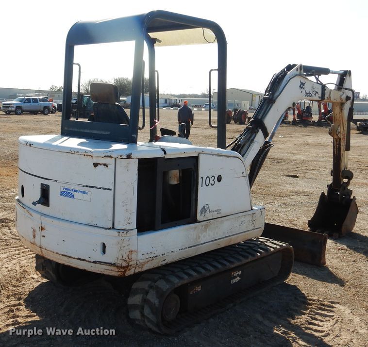 image for item DI3534 1999 Bobcat 331  mini excavator