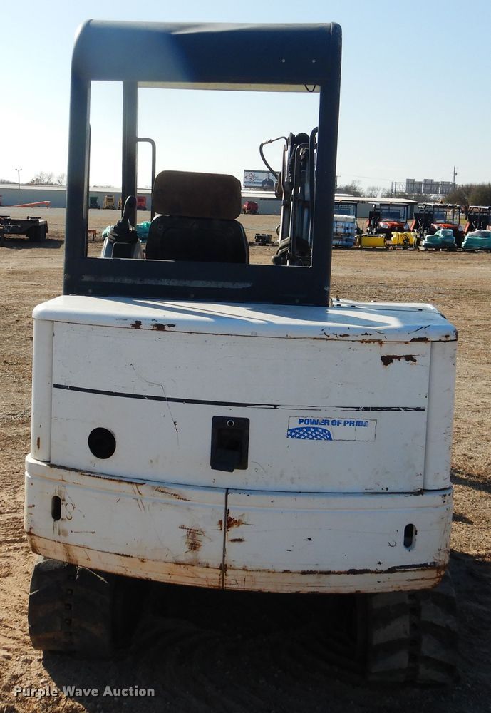 image for item DI3534 1999 Bobcat 331  mini excavator