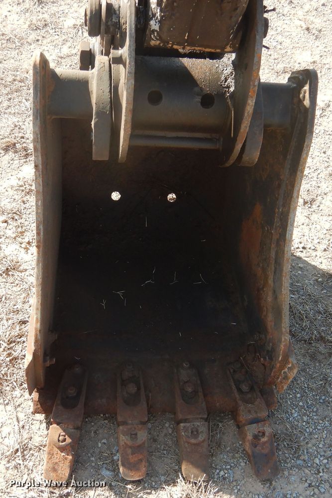 image for item DI3534 1999 Bobcat 331  mini excavator