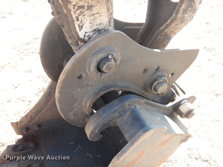 image for item DI3534 1999 Bobcat 331  mini excavator