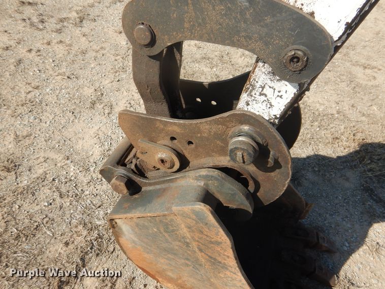 image for item DI3534 1999 Bobcat 331  mini excavator