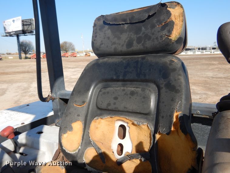image for item DI3534 1999 Bobcat 331  mini excavator